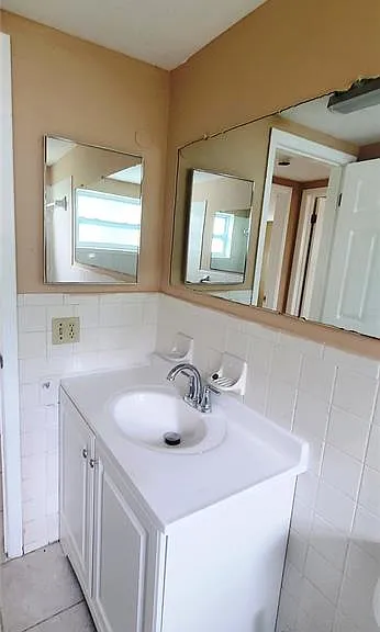 5305 Hawk Dr — Photo 8