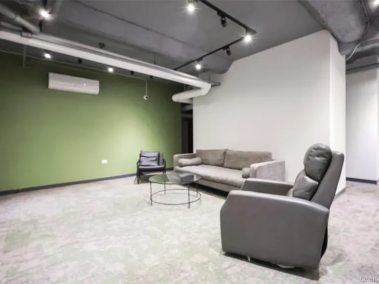 148-09 Northern Blvd #5J — Photo 24