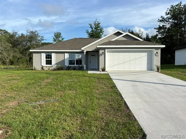 3003 W Echo Pl, Citrus Springs, FL 34433