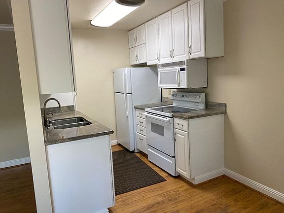2nd image of 938 Kiely Blvd Unit F