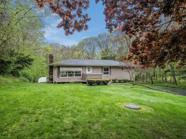 97 Lovers Lane, East Lyme, CT 06333