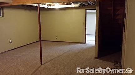 Basement
						:
						Finished walkout basement