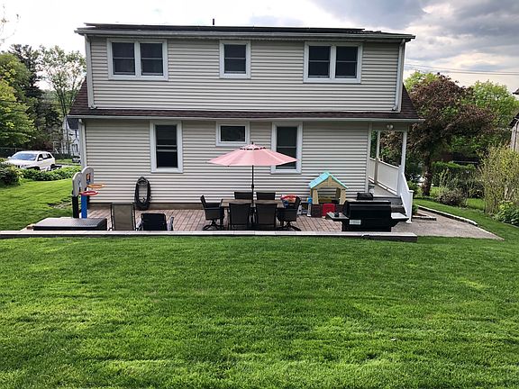 5th image of 898 Sherman Ave