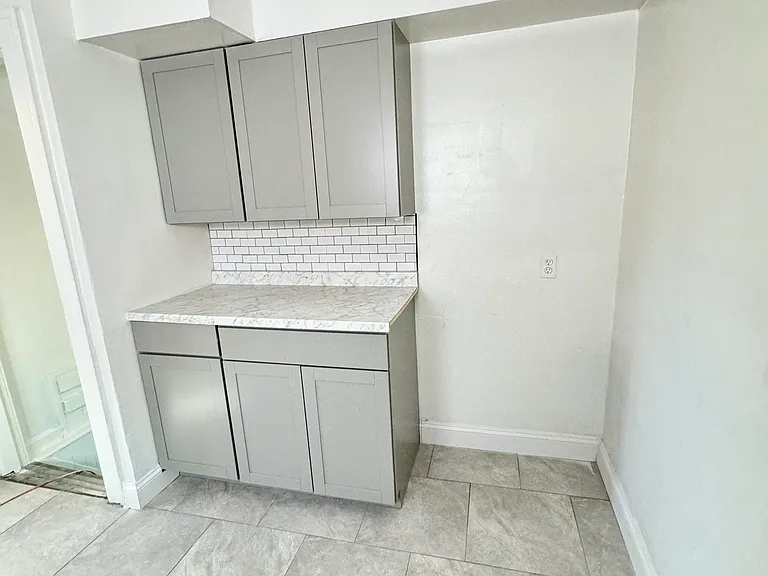 11043 Wilshire Dr — Photo 8