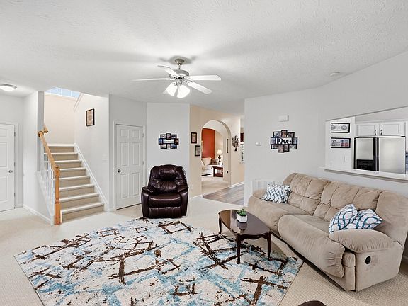 4th image of 4536 Pebble Brook Cir