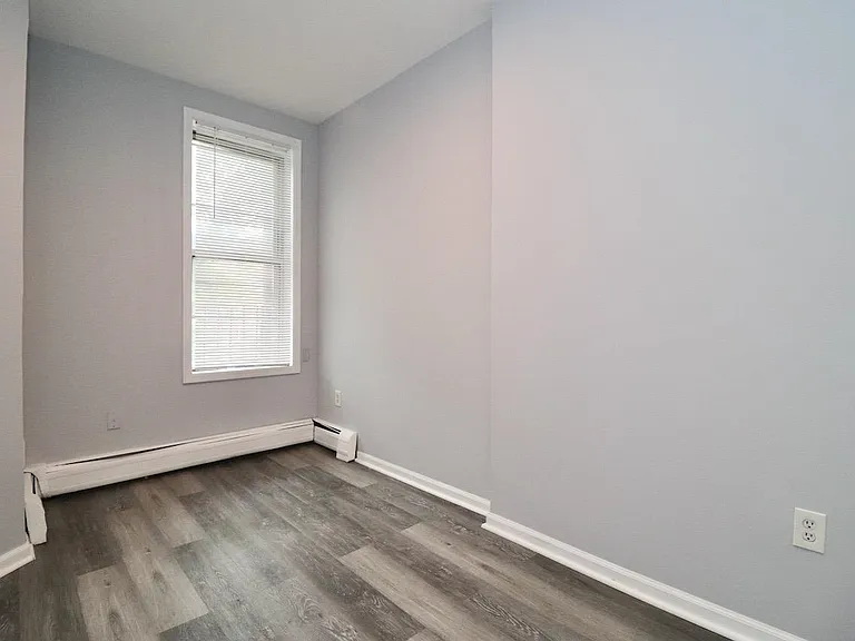108 Adams St #4 — Photo 12