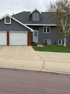 924 S Gould St, Redwood Falls, MN, 56283