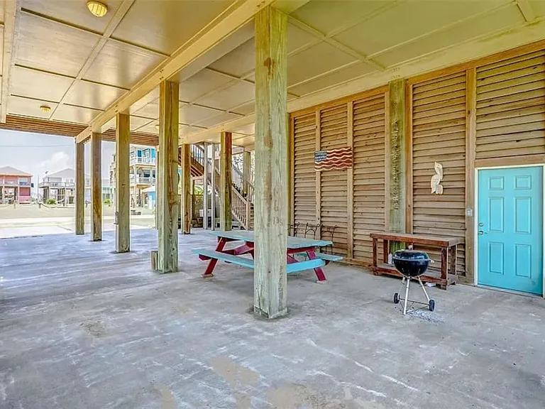 Sandollar Cir — Photo 3
