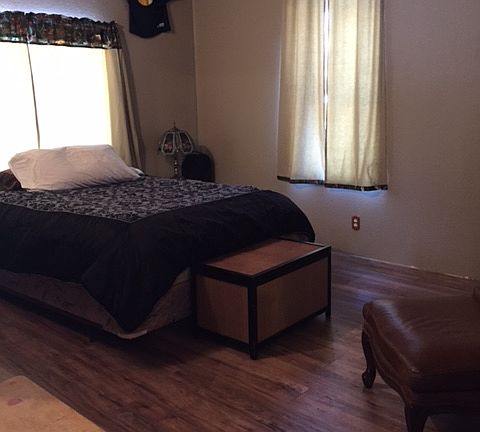 5th image of 111 Nile Creek Ln