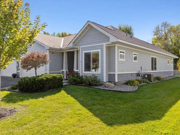 1458 Ravoux Ln, Chaska, MN 55318