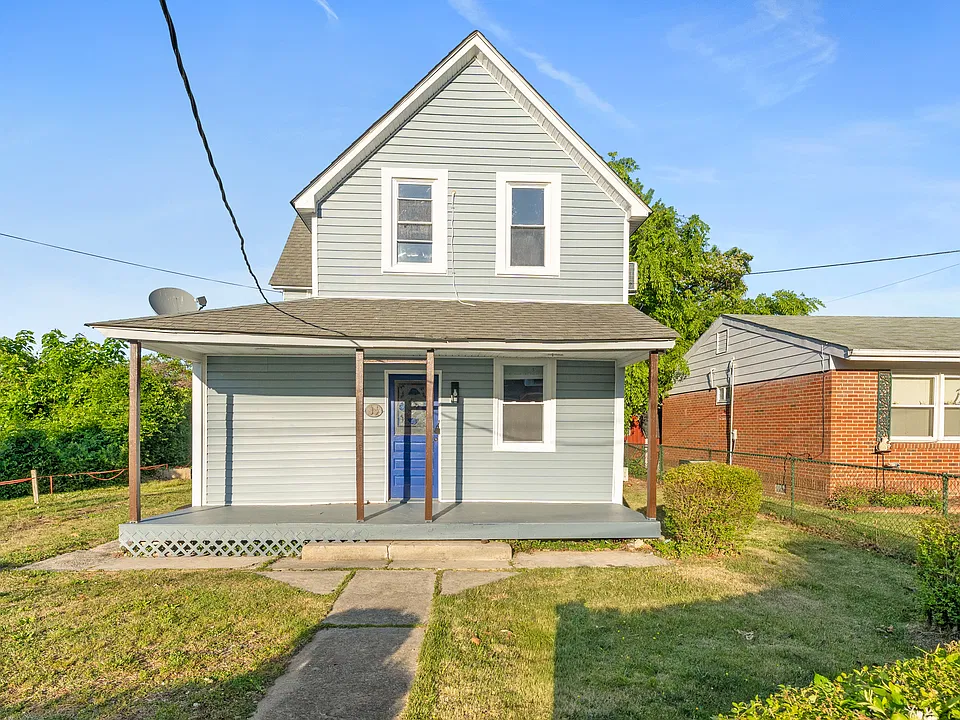 26 Marshall Ave
