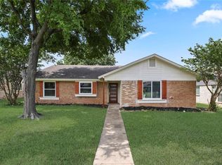 2305 Angel Fire Dr, Garland, TX 75044