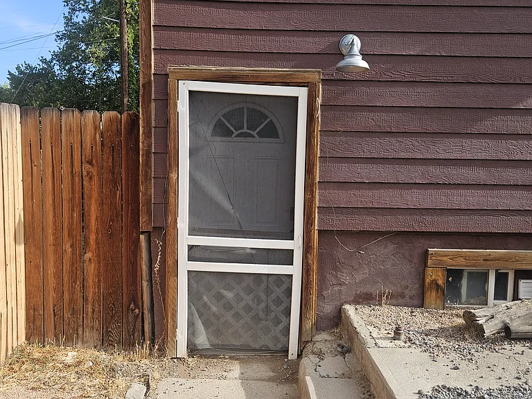 507 Lorey Dr — Photo 7