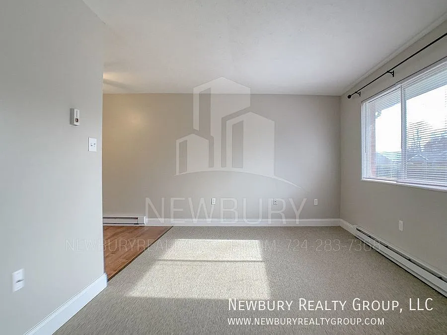 50 Sunbury Est