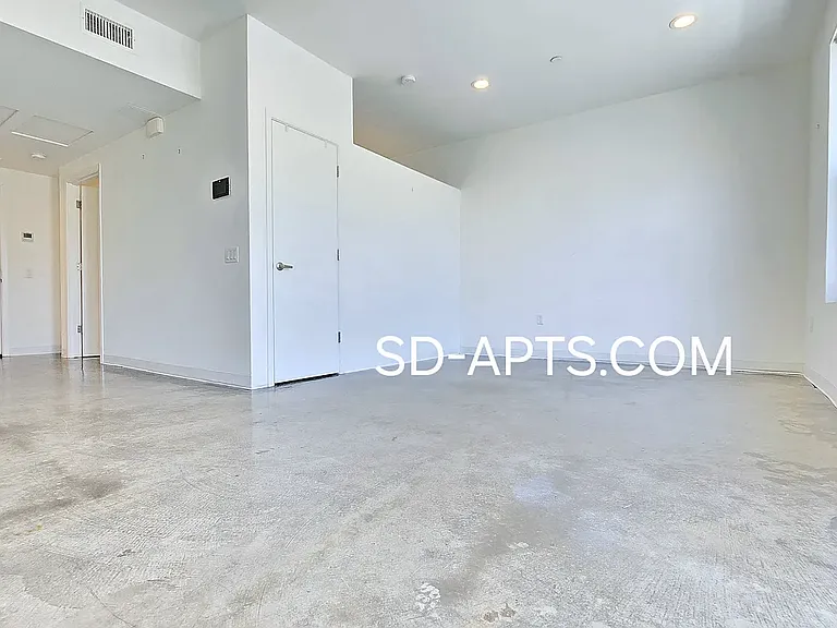 3953 1st Ave #T2 — Photo 17