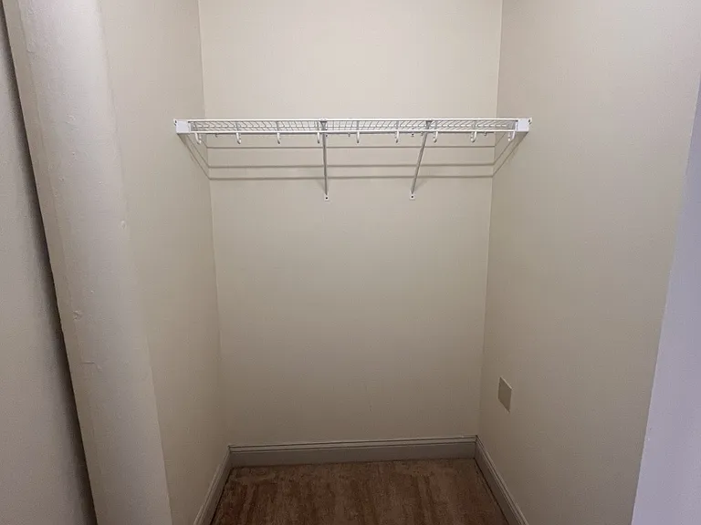 191 College St #203 — Photo 11