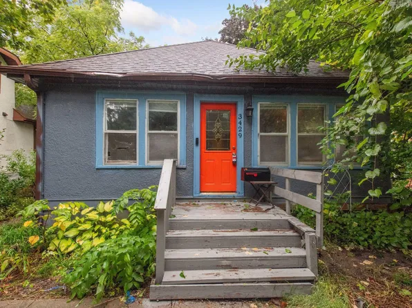 3429 Lee Ave N, Crystal, MN 55422