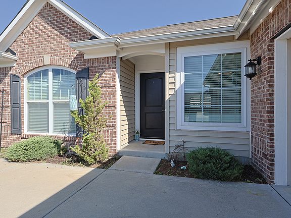 2nd image of 616 Albermarle Dr