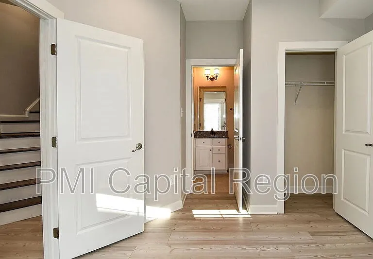 334 Community Center Ave — Photo 25