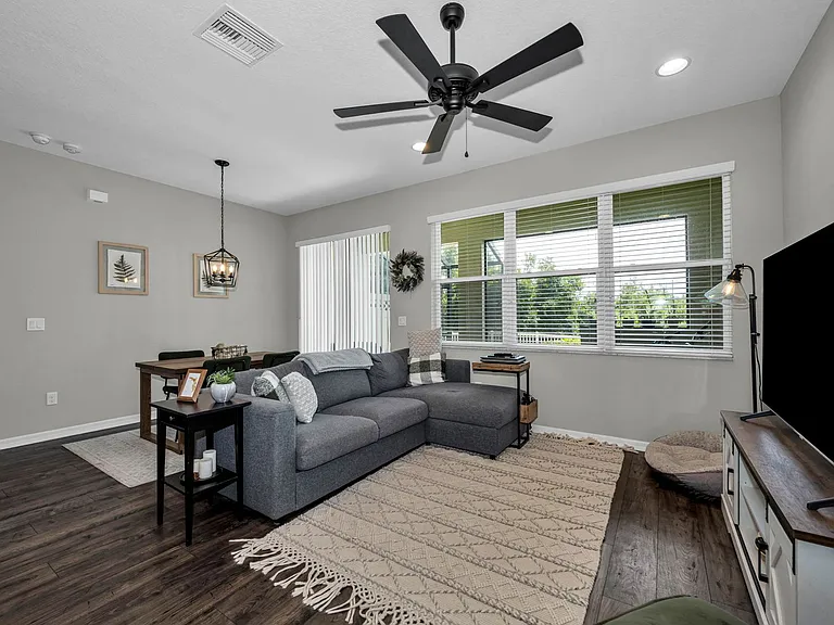 30179 Southwell Ln — Photo 13