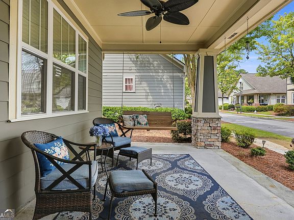 4th image of 228 Mission Oak Dr