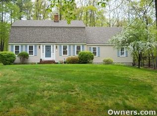 12 Freedom Hill Rd, Hampstead, NH 03841