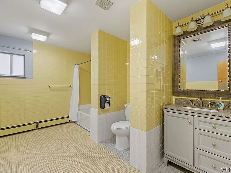 57 Saint Johns Parkside St — Photo 39