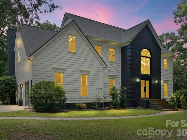 11917 Shady Oak Ct, Mint Hill, NC 28227