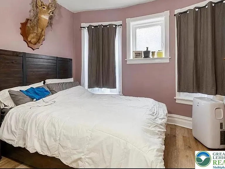 717 W Broad St #2 — Photo 8