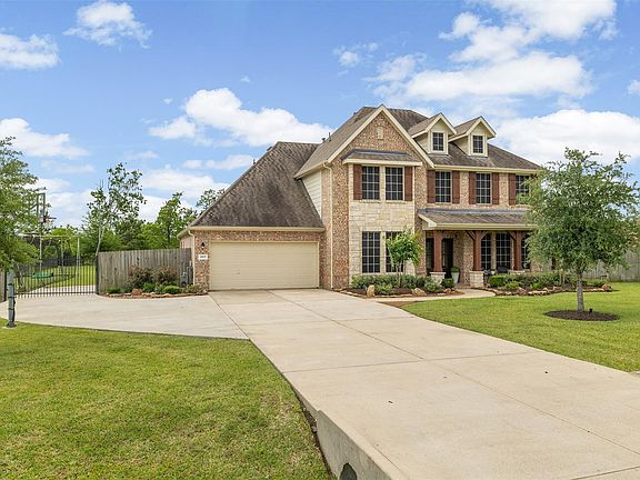 3rd image of 4502 Sunrise Rd