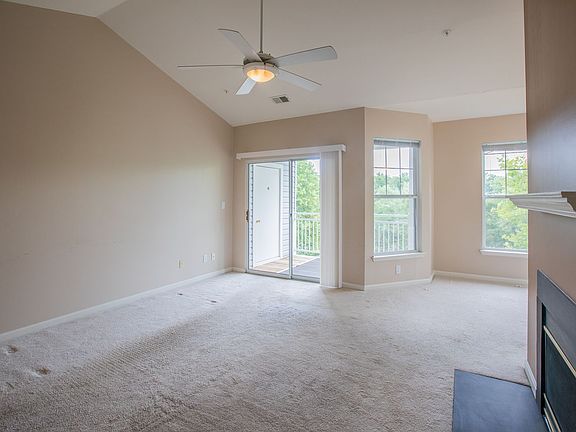 4th image of 3511 Piney Woods Pl #C