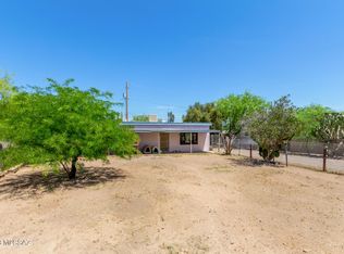 2572 W Alvaro Rd, Tucson, AZ 85746