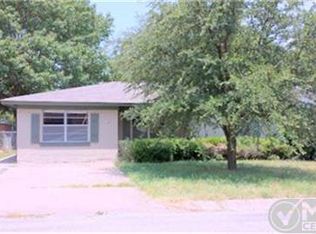 708 Euclid St, Cleburne, TX 76033