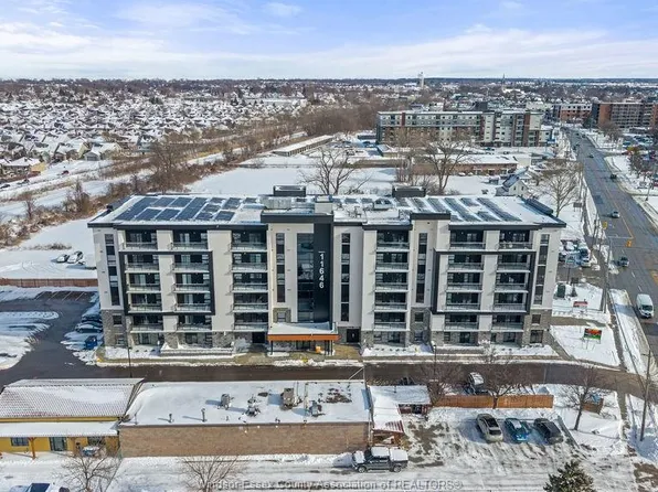 11646 Tecumseh Rd E, Windsor, ON