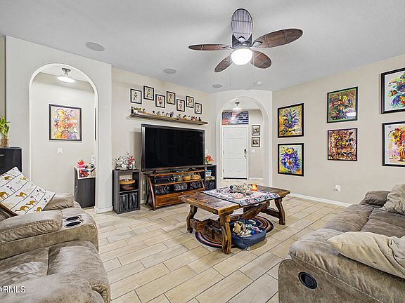 5th image of 2940 N BRIGHTON --