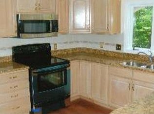1852 Buddingbrook Ln, Winston Salem, NC 27106