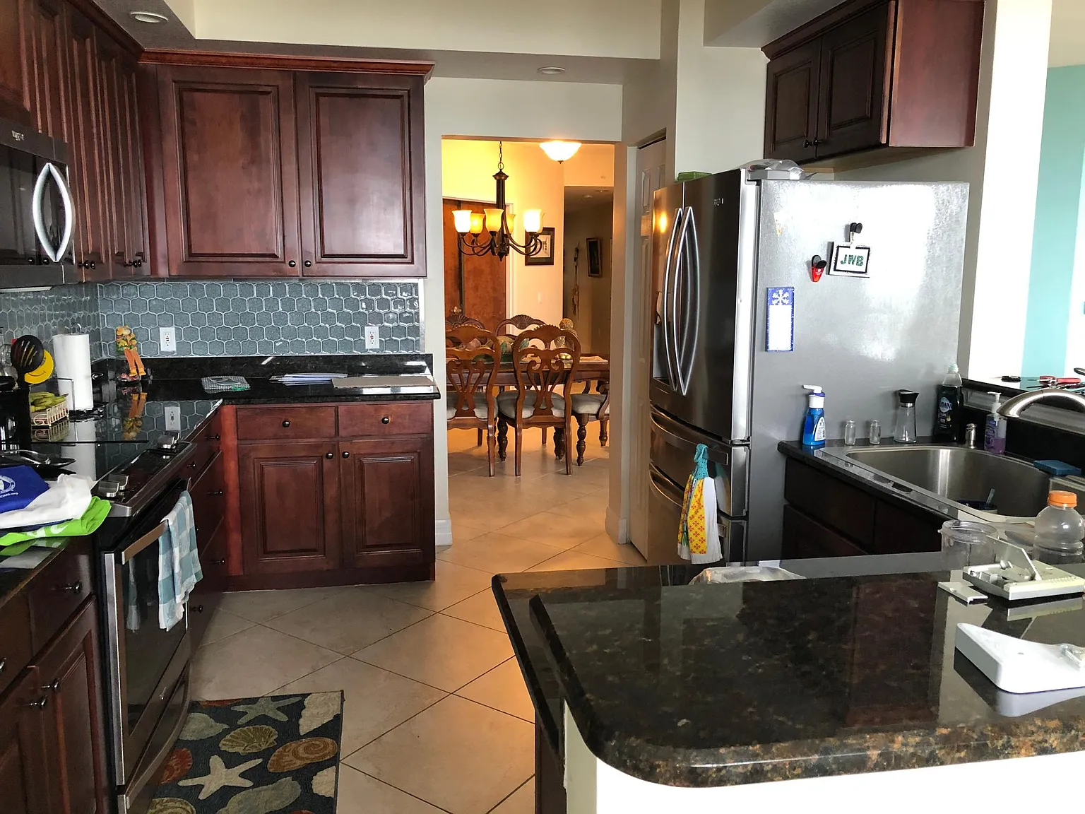 3 bed, 3.5 bath, 2400 sqft, $4,500 — Photo 3