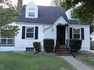 1412 S Walter Reed Dr, Arlington, VA 22204