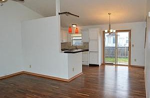 3rd image of 3921 Eastrise Dr