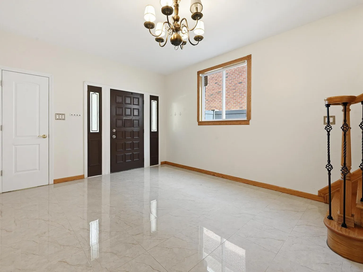 4 bed, 3.0 bath, $4,080 — Photo 2