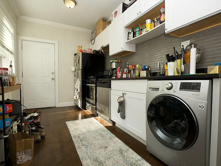 1130 Maple Ave #2 — Photo 7