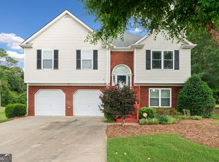 197 Hampton Oaks Cir, Villa Rica, GA 30180