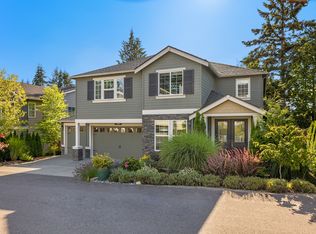 323 Ashbury Ct NW, Bainbridge Island, WA 98110