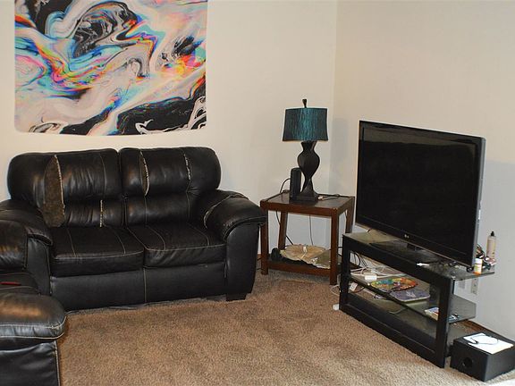 2nd image of 1520-1522 S Shalamar Dr