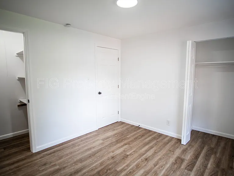 315 N Castle St #9 — Photo 9