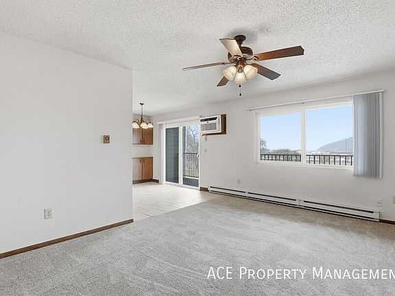 2nd image of 705 Dakota Dr APT 302