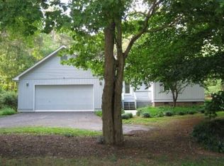 547 Riverview Rd, Taylorsville, NC 28681