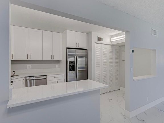 3rd image of 4821 Sable Pine Circle #B1