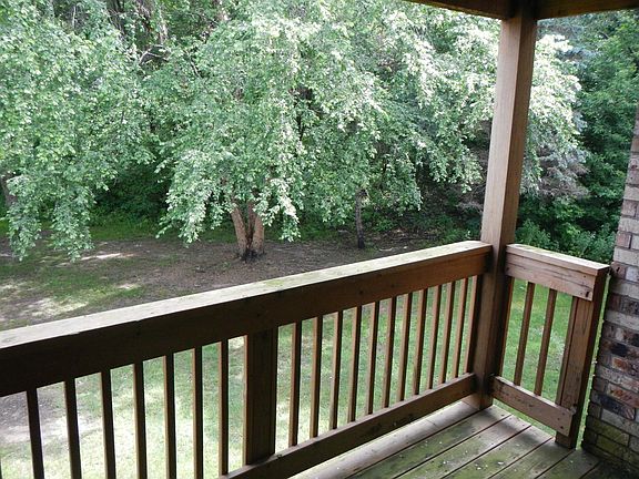 5th image of 478 Hazel St N #211