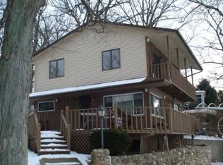 234 Spring Beach Dr, Rome City, IN 46784